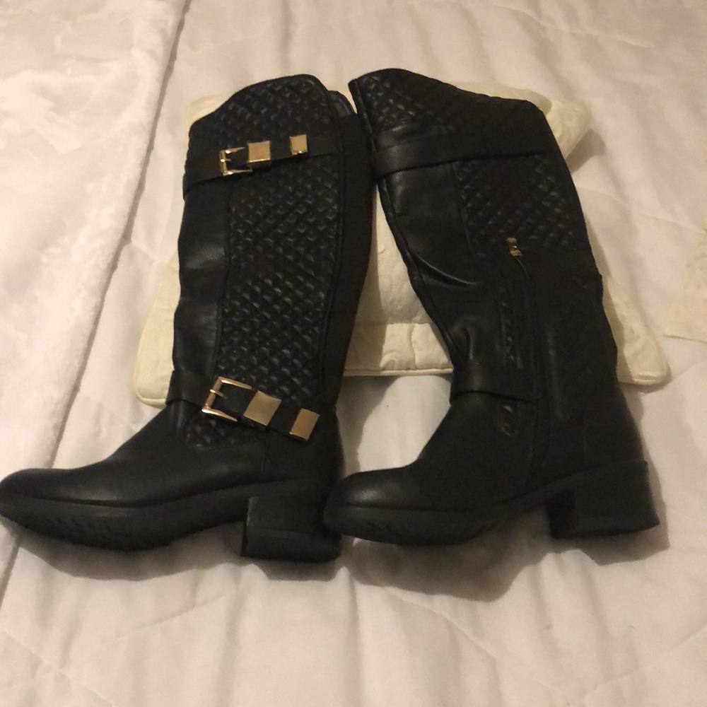 Calf high cute Cato boots